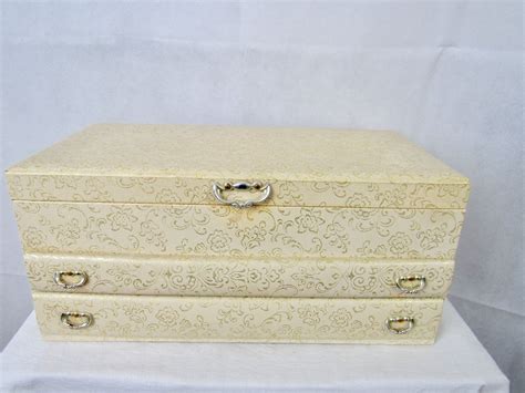 1960's metal jewelry box|1960s Jewelry Boxes .